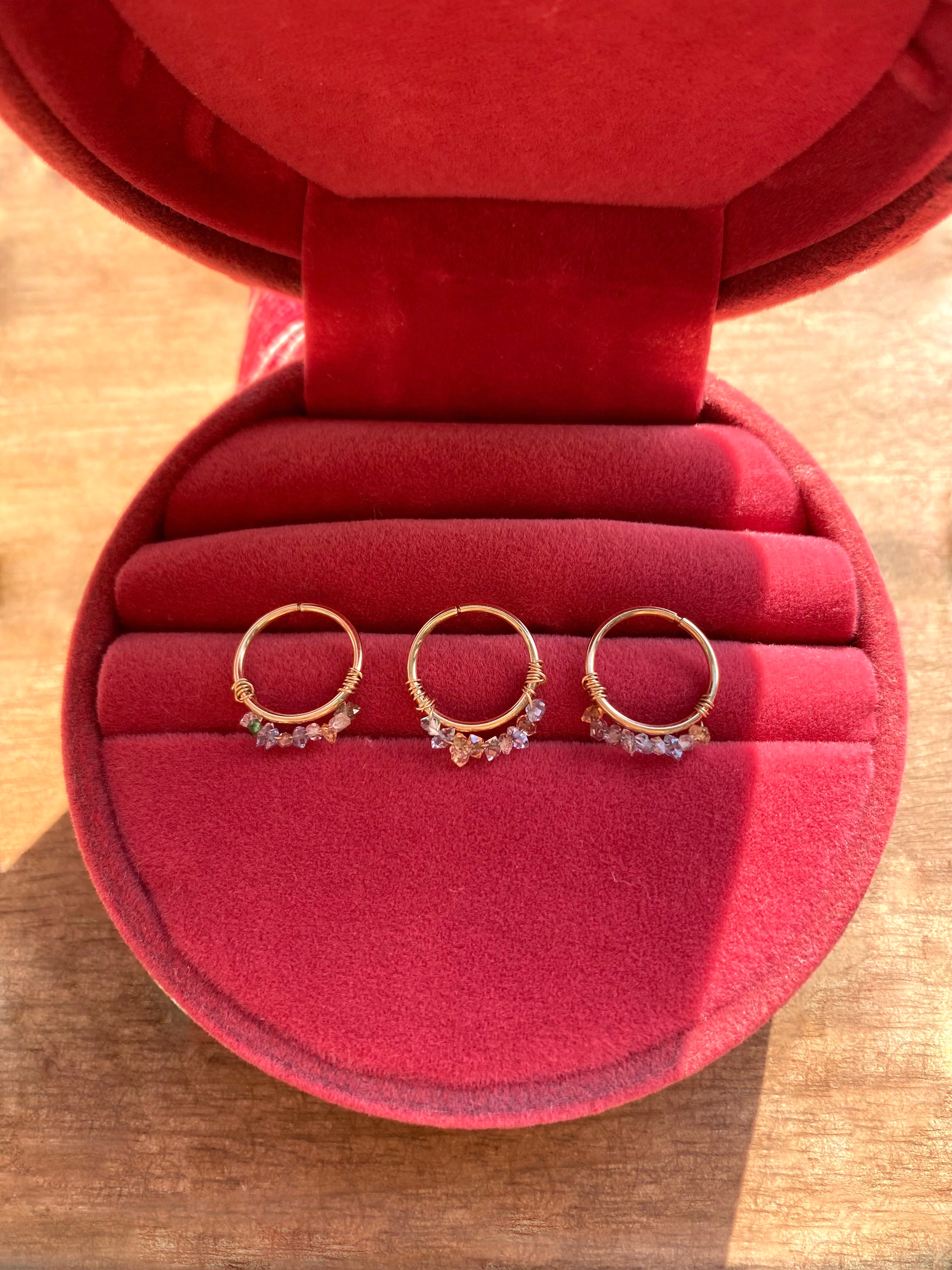𖢻 Imperia Quartz Hoop