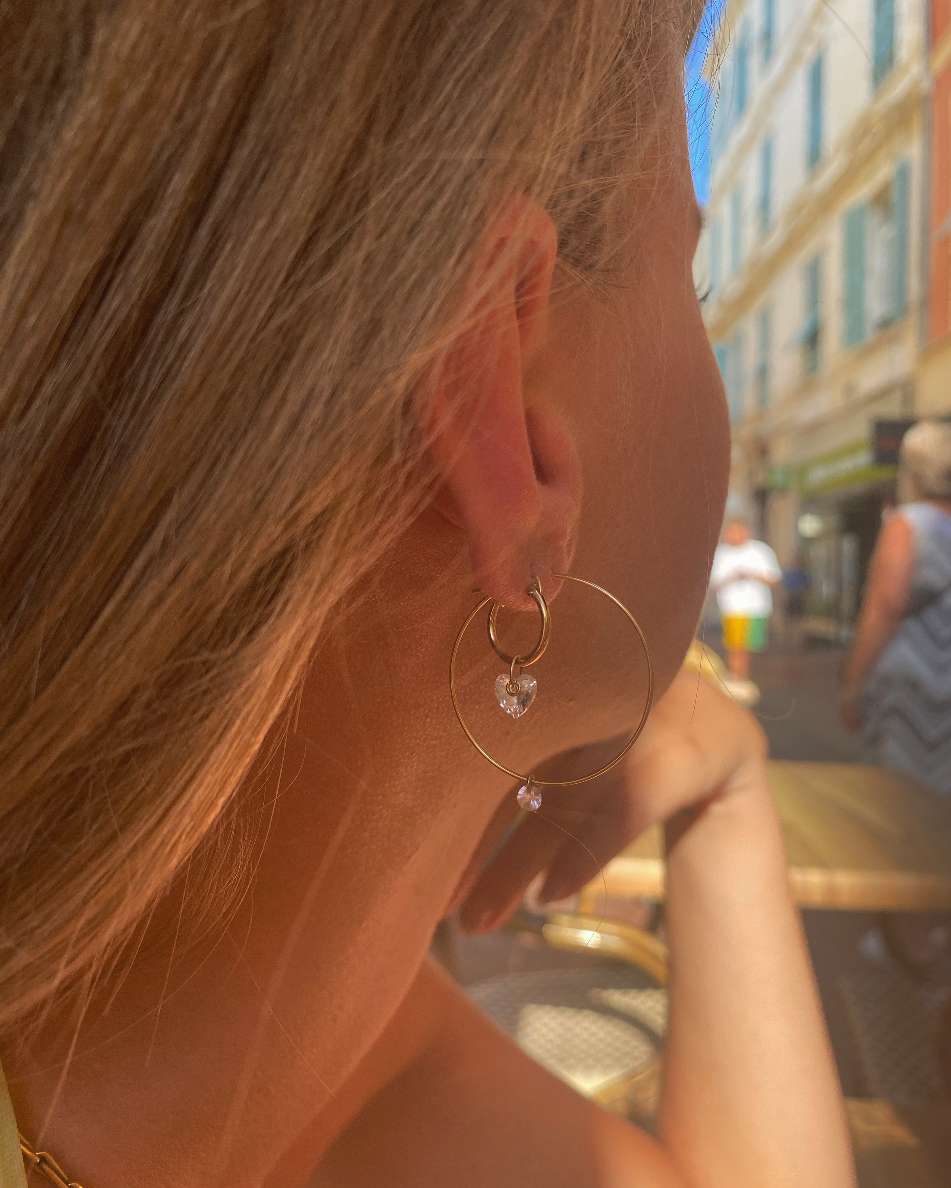 ⍟ Wire Hoops with CZ Stone