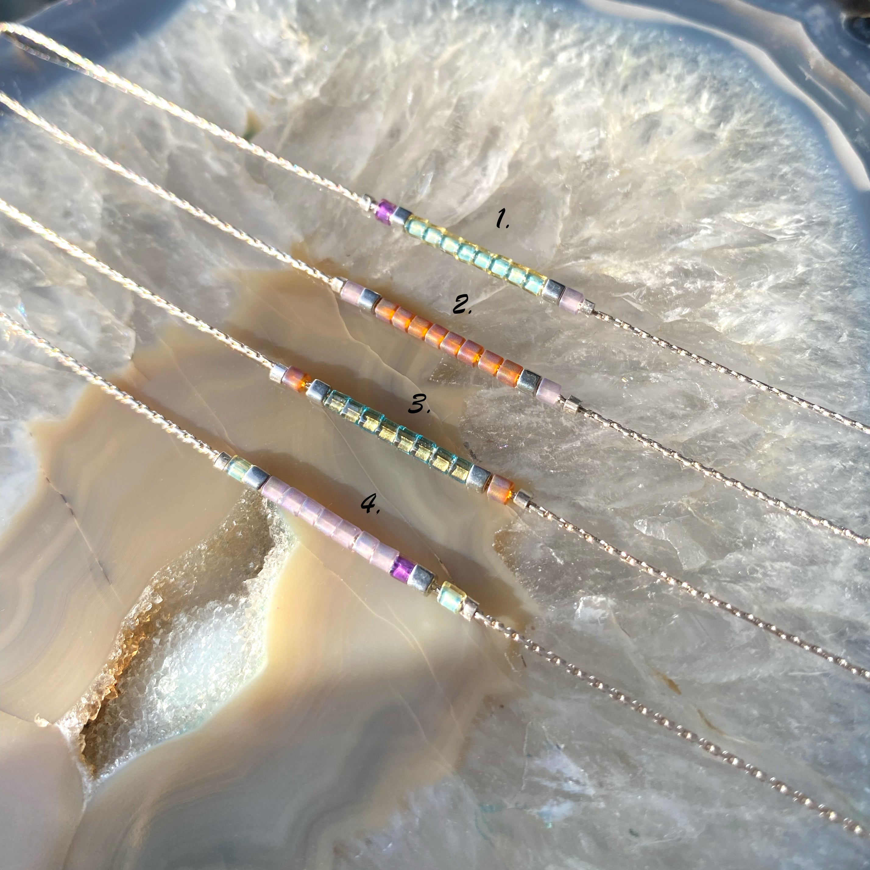 ۰ SILVER SQUARE BEADED NECKLACE