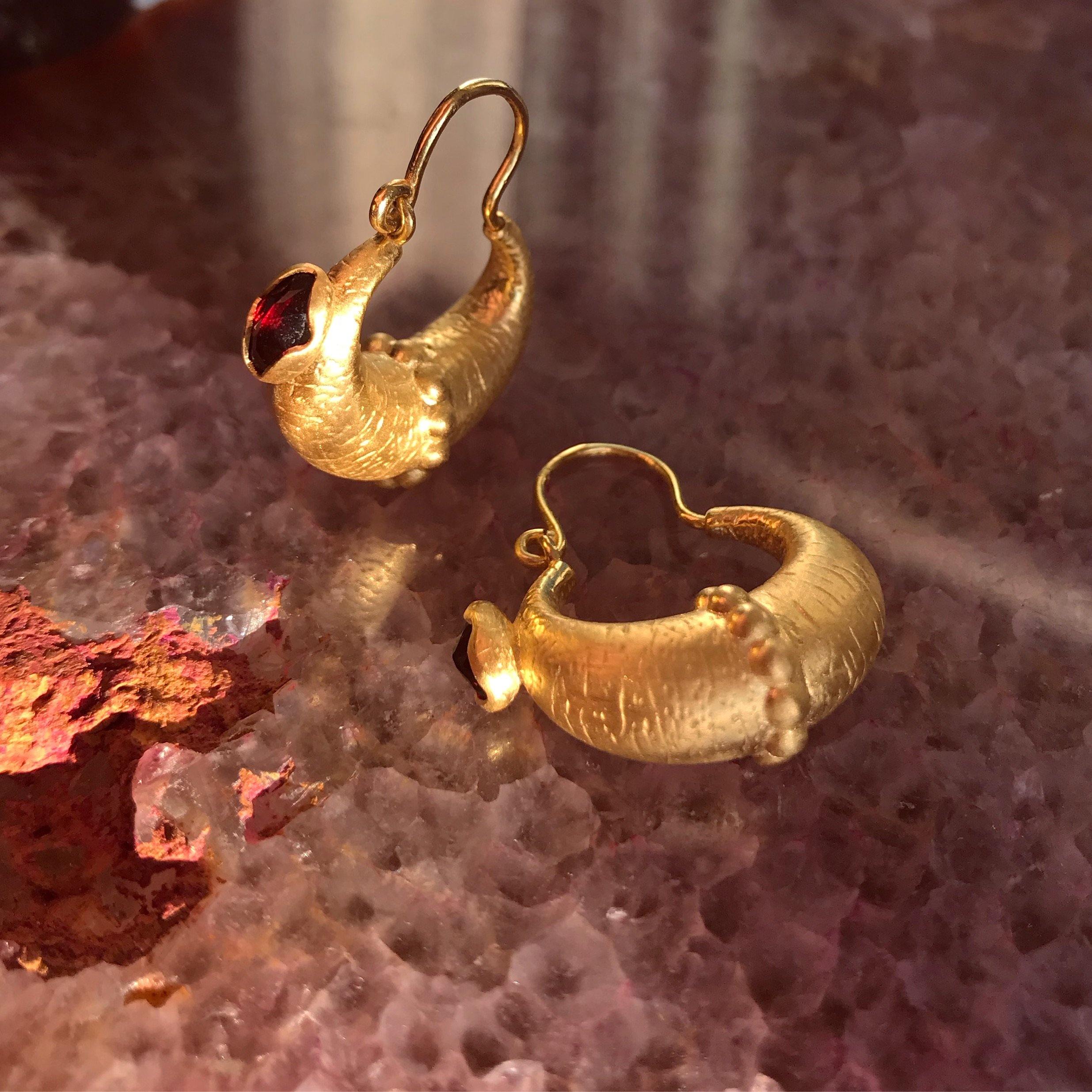 ⍣ Gold Garnet Māyā Hoops - lesdeuxjewelry